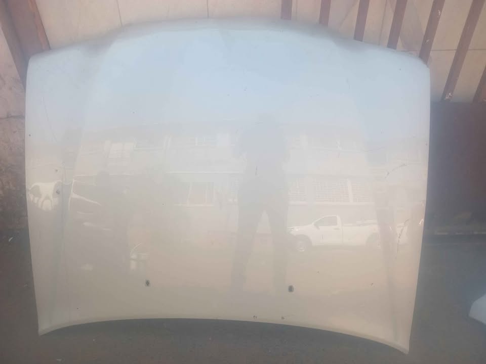 Toyota Tazz bonnet - Private Seller Toyota Tazz bonnet - Private Seller
