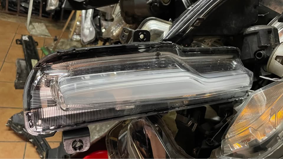 Chery Tiggo 4 Pro fog light 2025 - Private Seller Chery Tiggo 4 Pro fog light 2025 - Private Seller