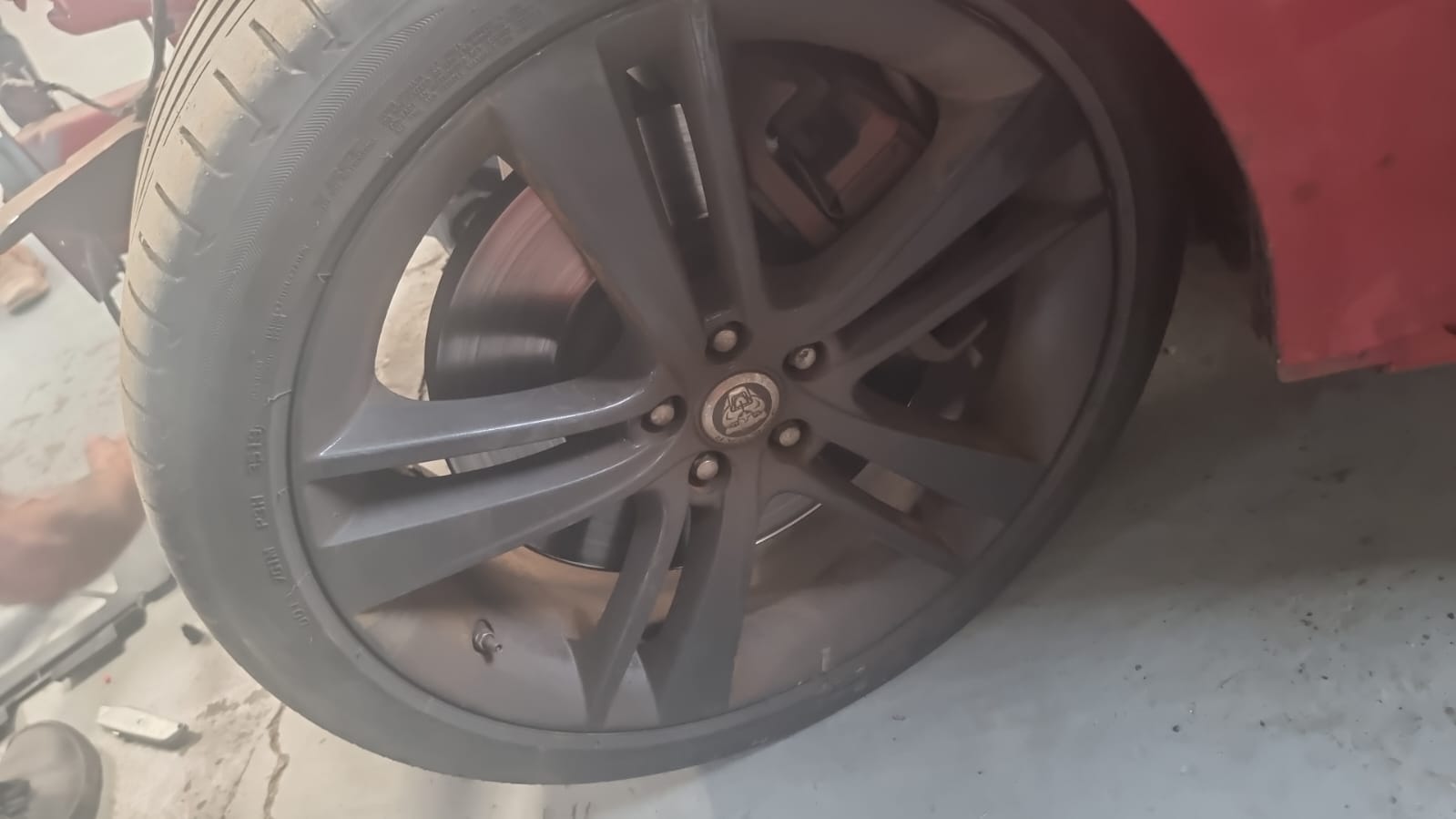 2017 Jaguar F-Type 3.0l V6 S/C Coupe Rim set for sale