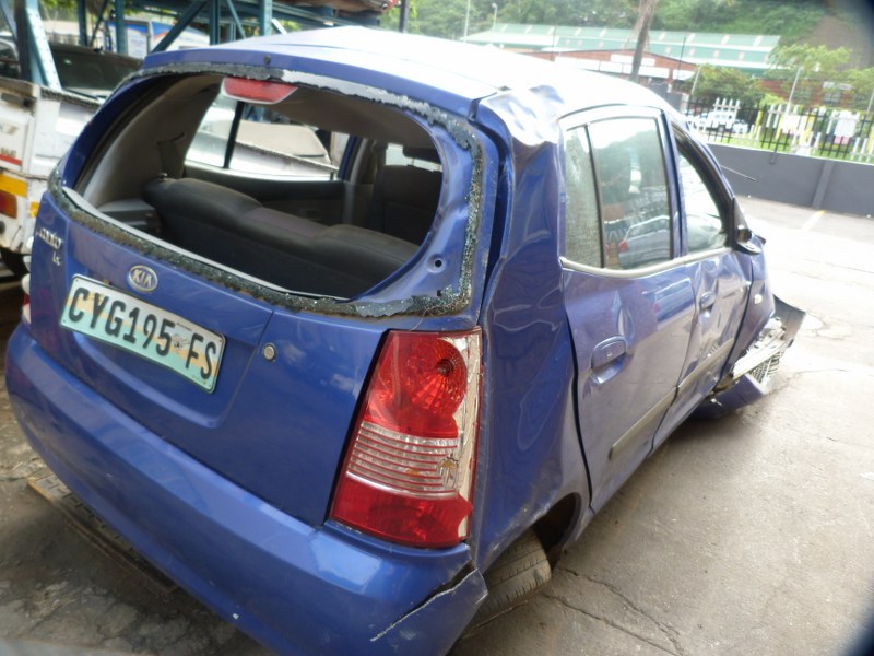 Kia Picanto 1.1 Lx Manual Blue - 2006 STRIPPING FOR SPARES - Private Seller