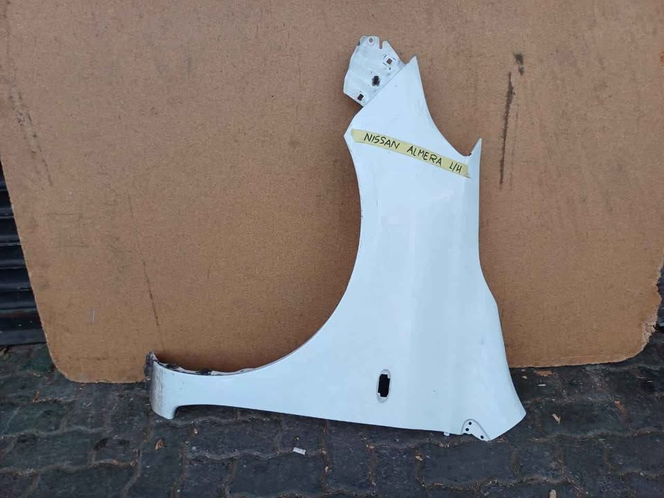 Nissan Almera fender left side with (indicator) - Private Seller Nissan Almera fender left side with (indicator) - Private Seller