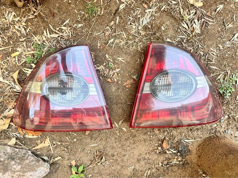 Ford focus left and right Tailight - Private Seller Ford focus left and right Tailight - Private Seller