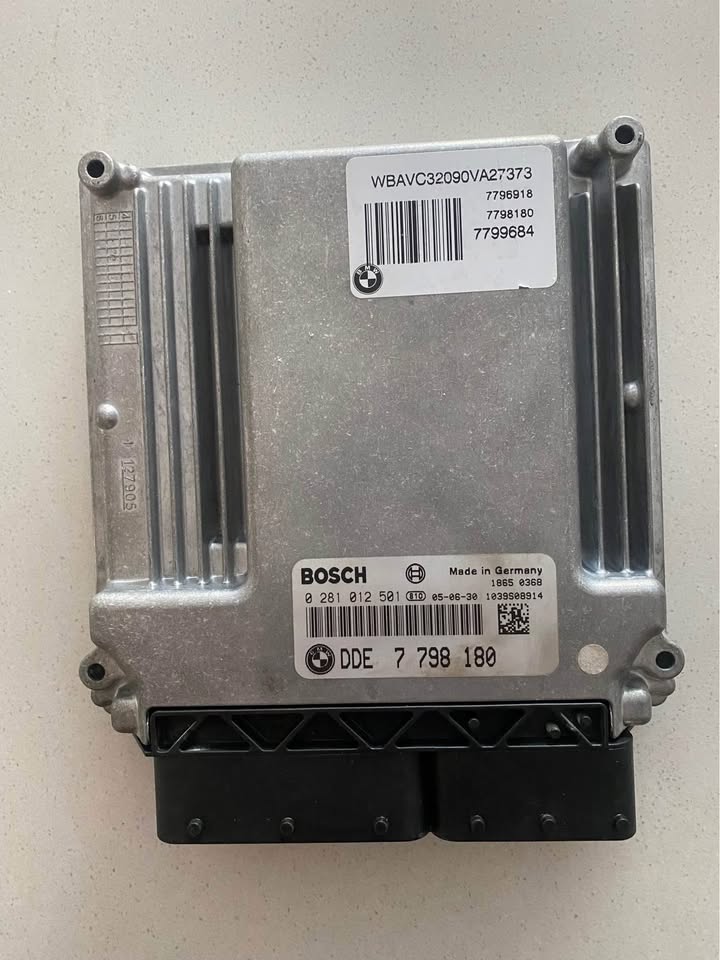 BMW E90 320d and ECU COMPUTER BOX AND LOCKSETS AVAILABLE - Private Seller BMW E90 320d and ECU COMPUTER BOX AND LOCKSETS AVAILABLE - Private Seller