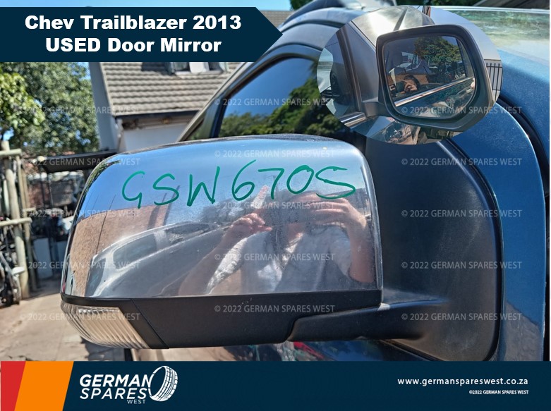 Chev Trailblazer 2013 USED Door Mirror for sale - Private Seller Chev Trailblazer 2013 USED Door Mirror for sale - Private Seller