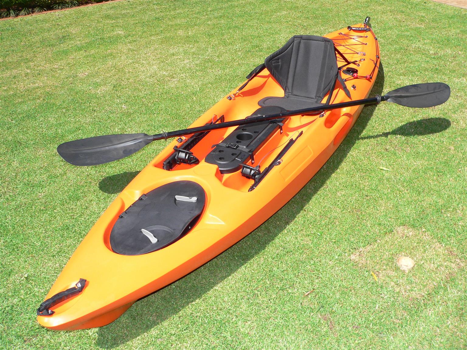 Pioneer Kayak Kingfisher incl. seat, paddle, leash, rudder and rod holders, NEW!