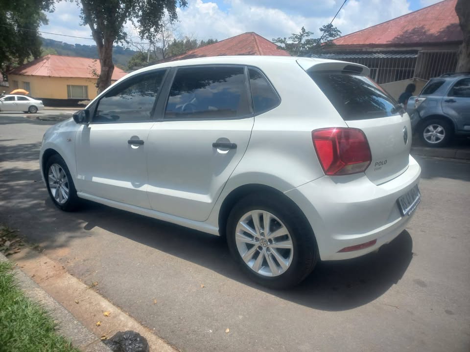 2022 VW Polo Vivo Hatchback 1.4 Petrol, Manual, White color, Mileage