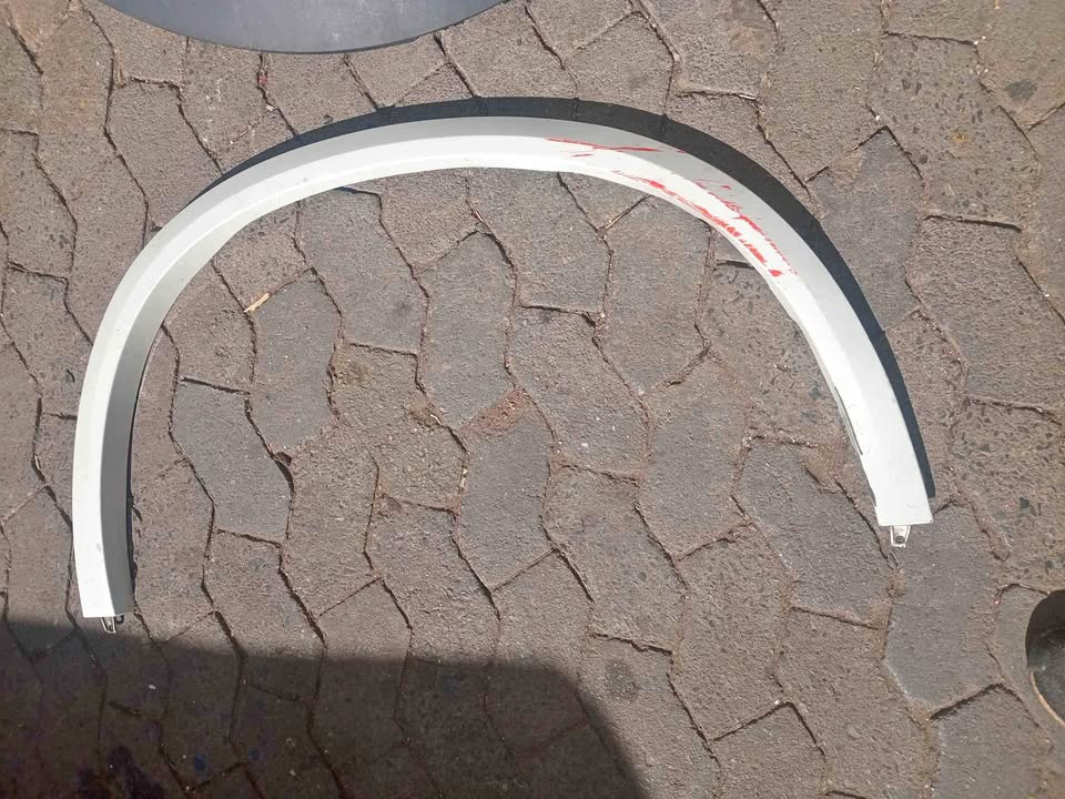 Bmw G05 front Right-side wheel arch - Private Seller Bmw G05 front Right-side wheel arch - Private Seller