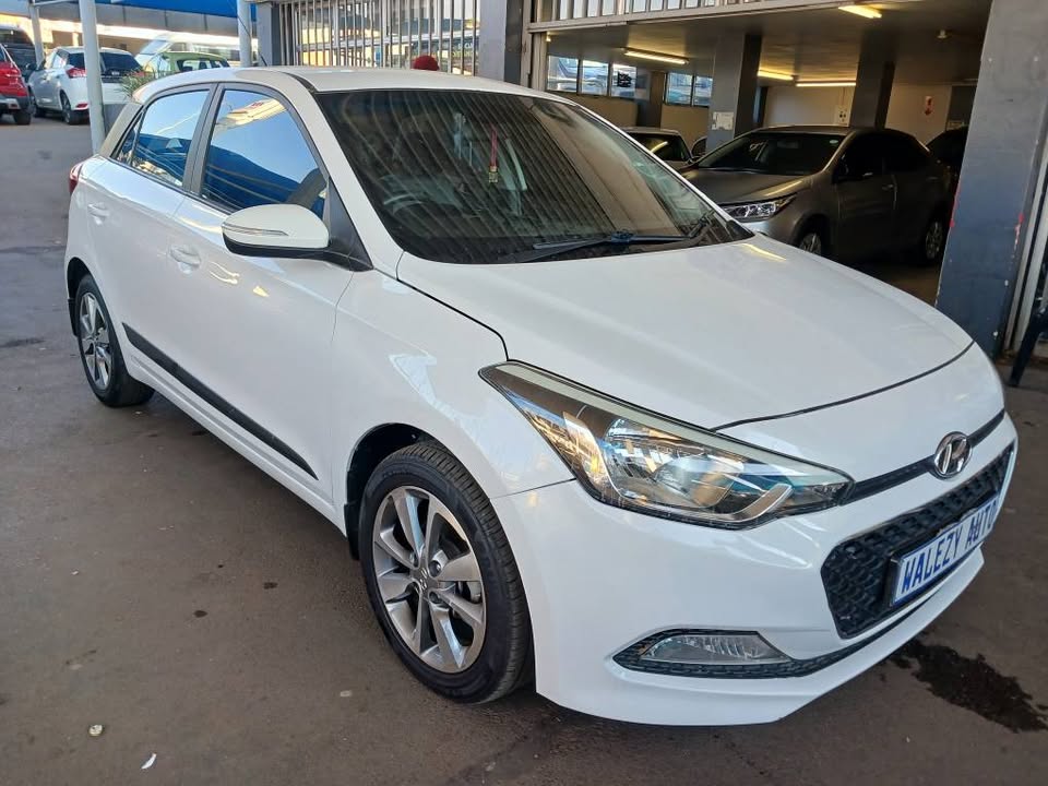 2017 HYUNDAI I20 1.4 MOTION Transmission: Manual Mileage: Fueltype: Petrol White