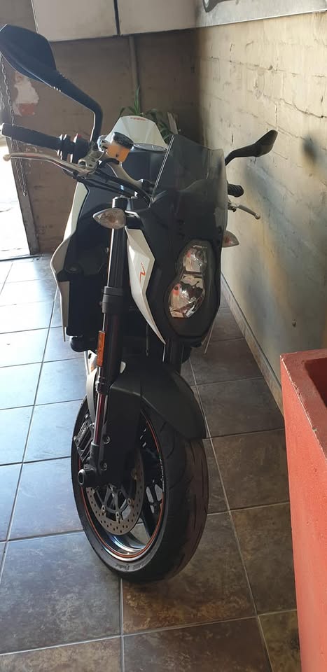 KTM 990 2010 model - Private Seller KTM 990 2010 model - Private Seller