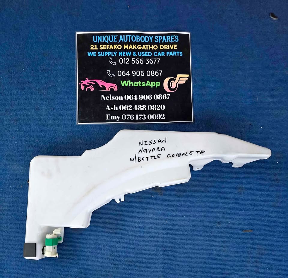 Nissan Navara Complete Wiper Bottle - Private Seller