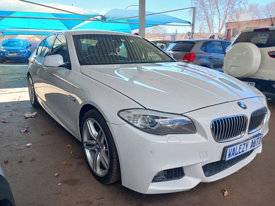 2013 BMW 520i 5SERIES  Transmission: Automatic  Mileage: 145000km  Fueltype: Petrol  White