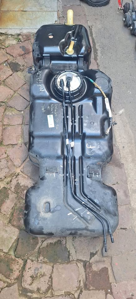 Mahindra scorpio S10 feul tank available - Private Seller Mahindra scorpio S10 feul tank available - Private Seller