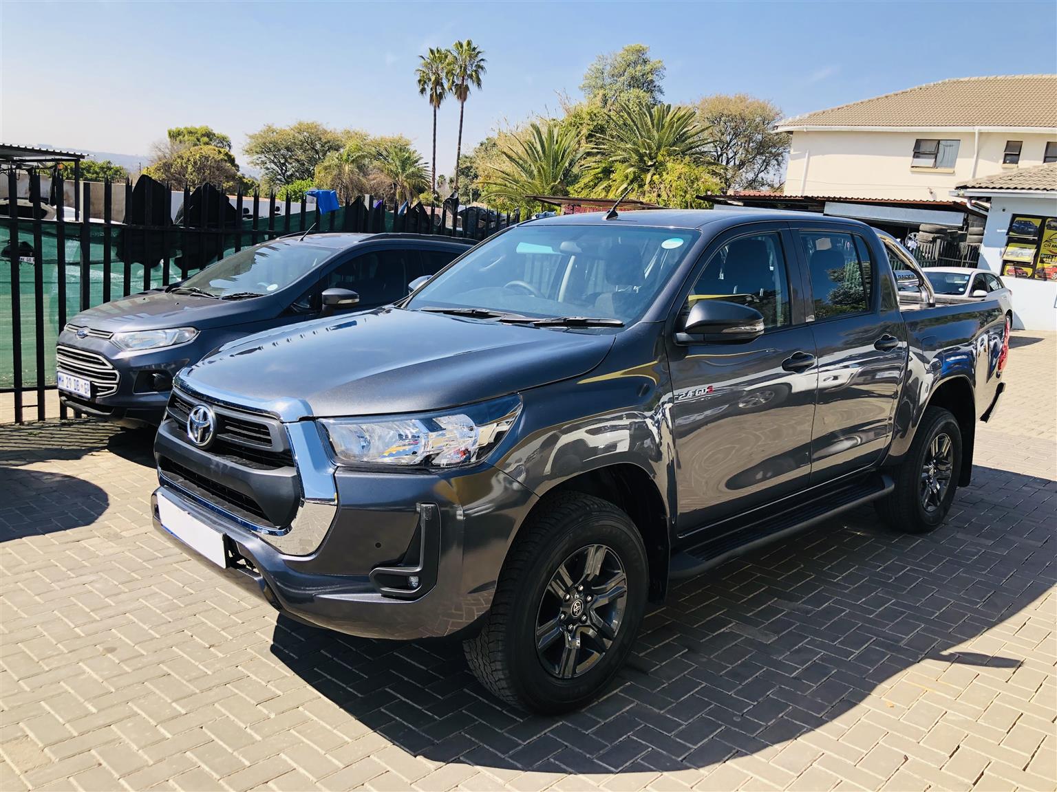 Used 2024 Toyota Hilux 2.4GD-6 double cab Raider auto - Private Seller Used 2024 Toyota Hilux 2.4GD-6 double cab Raider auto - Private Seller