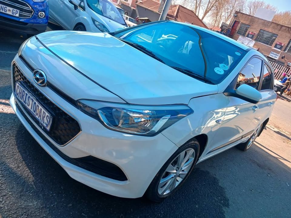 2015 model Hyundai i20 hatchback