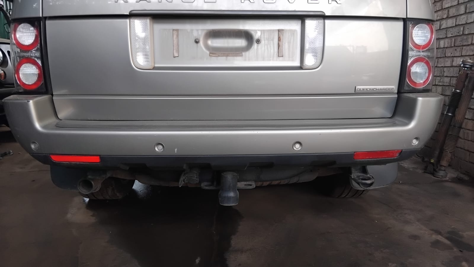 2010 Range Rover Vogue 5.0 V8 SC Rear Bumper for sale - Private Seller