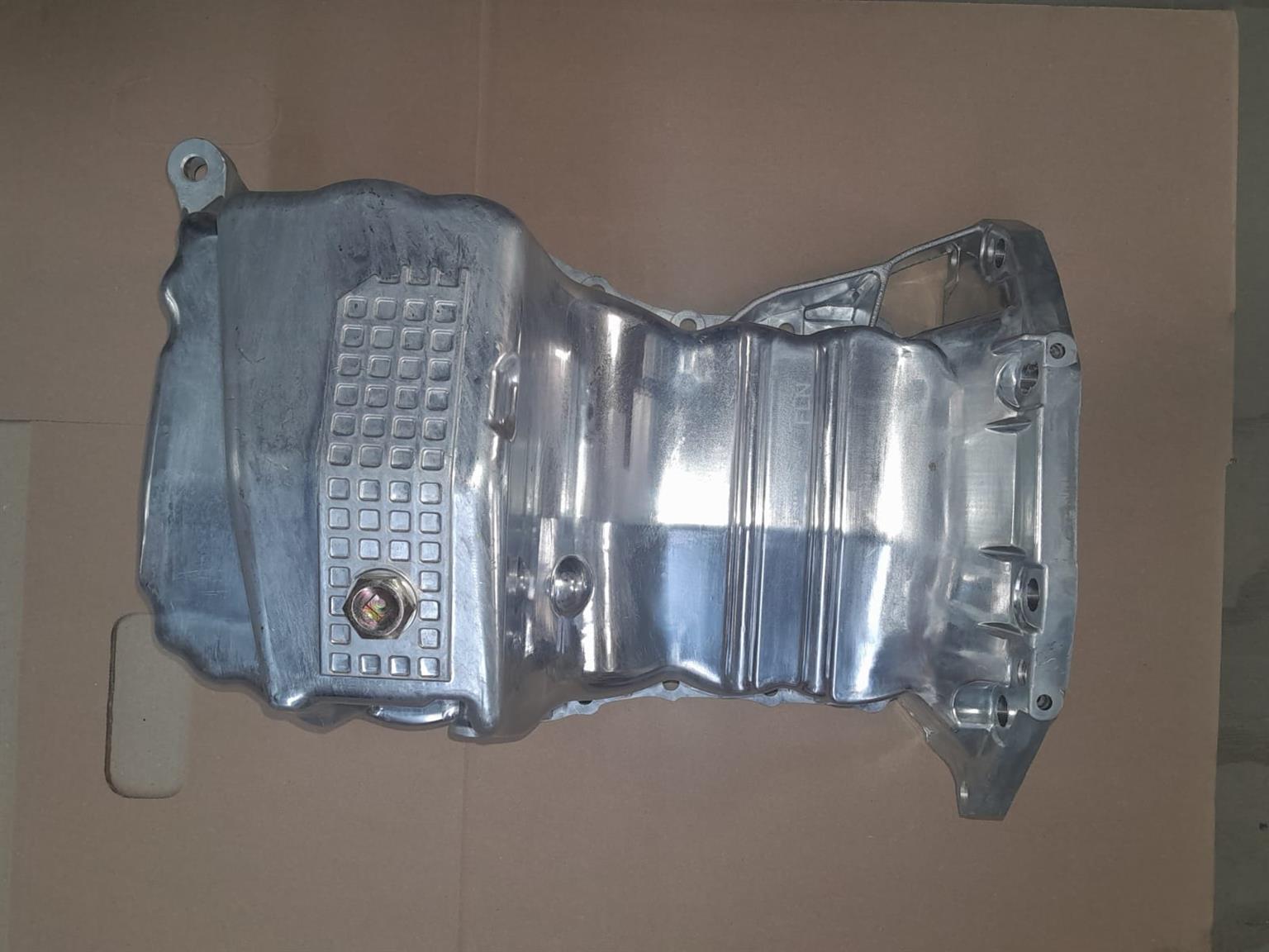 Nissan NP200 1.6L (K7M) oil sump for sale - Private Seller