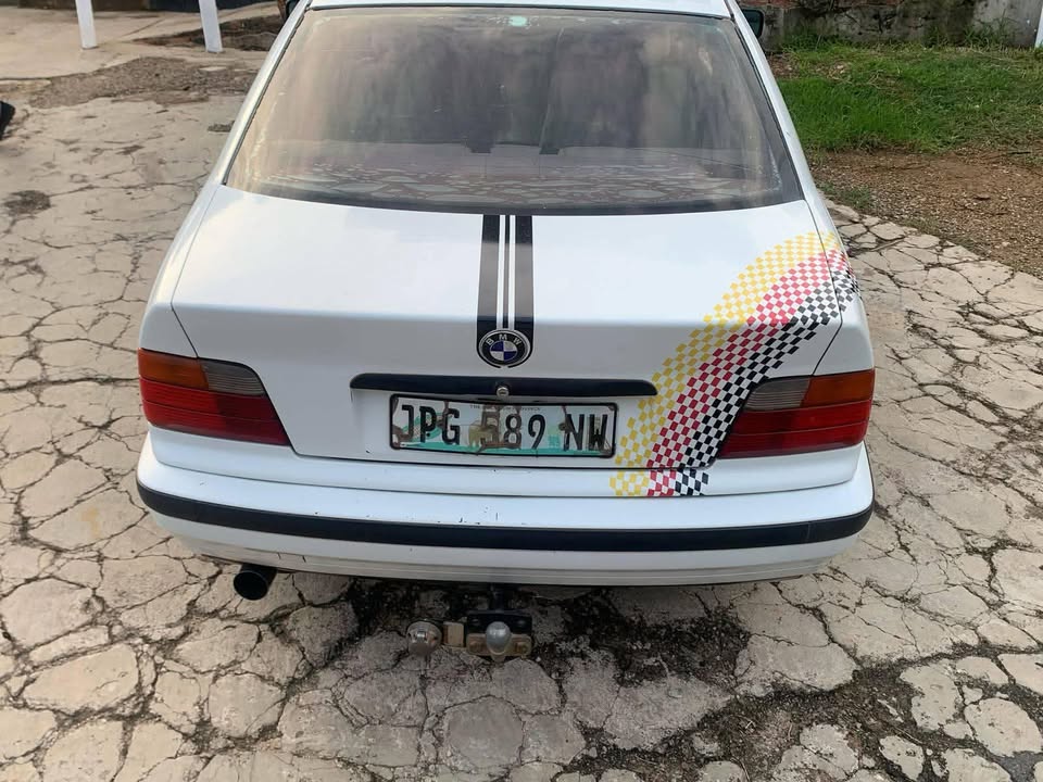 1998 BMW 218i for sale