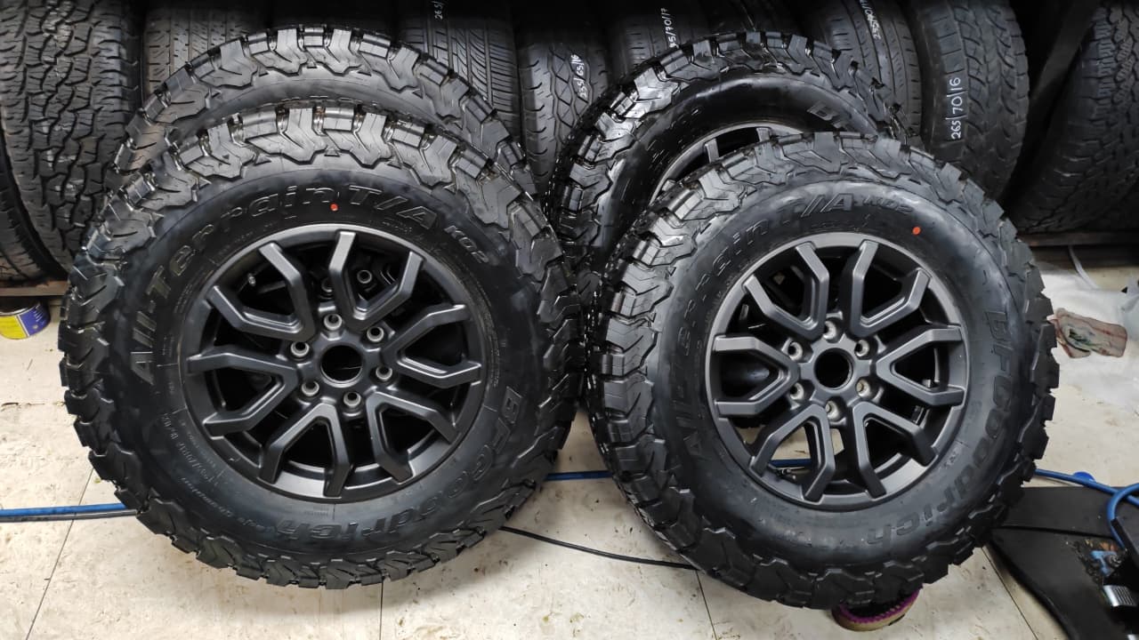 17inch Ford Raptor OEM with brand new 285/70/17 BF GoodRich ALL TERRAIN set - Private Seller 17inch Ford Raptor OEM with brand new 285/70/17 BF GoodRich ALL TERRAIN set - Private Seller