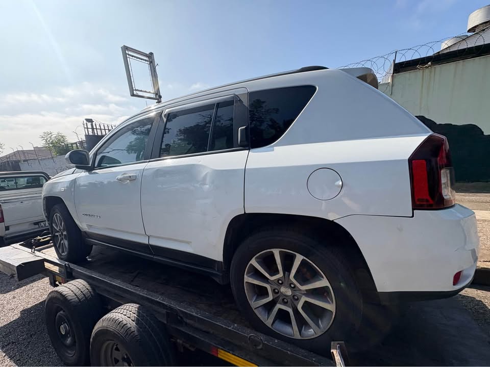 2016 Jeep compass fd32 petrol manual stripping for spares - Private Seller 2016 Jeep compass fd32 petrol manual stripping for spares - Private Seller