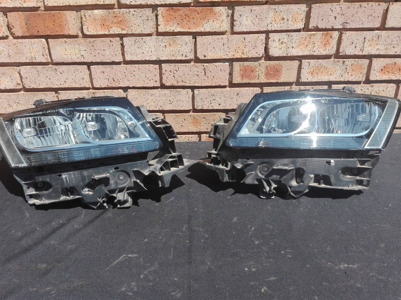 Audi Q5 Non xenon headlight - Private Seller Audi Q5 Non xenon headlight - Private Seller