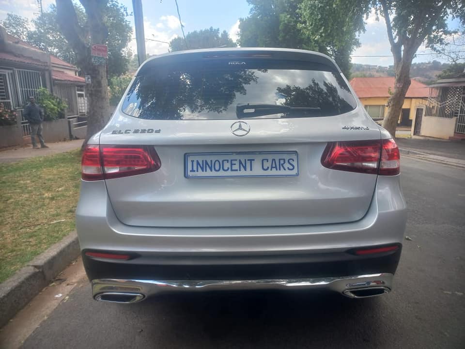 2017 MERCEDES BENZ GLC 4MATIC 220d DIESEL, SILVER COLOR, 130000KMS, SPARE KEY, SERVICE B