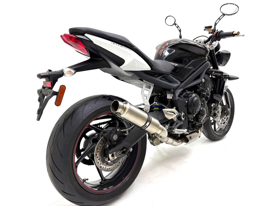 2017 TRIUMPH 675 STREET TRIPLE - Private Seller 2017 TRIUMPH 675 STREET TRIPLE - Private Seller