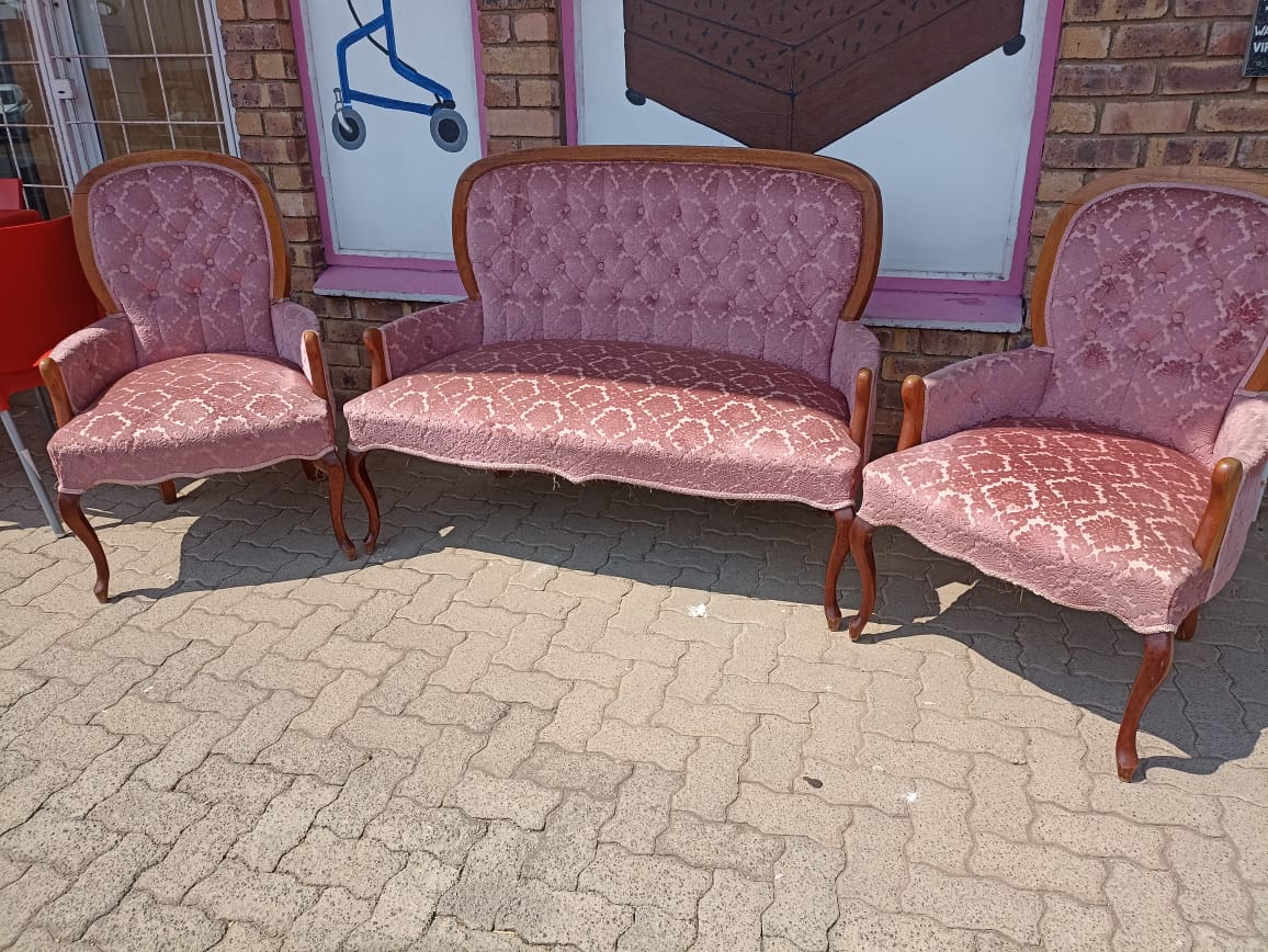 PINK LOUNGESUITE 3PCE PINK LOUNGESUITE 3PCE