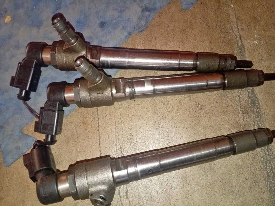 Ford Ranger 2.2 & 3.2 Continental Injectors | Junk Mail Marketplace