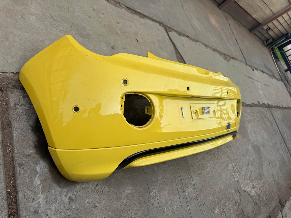Opel Adam Rear Back Bumper - Private Seller Opel Adam Rear Back Bumper - Private Seller
