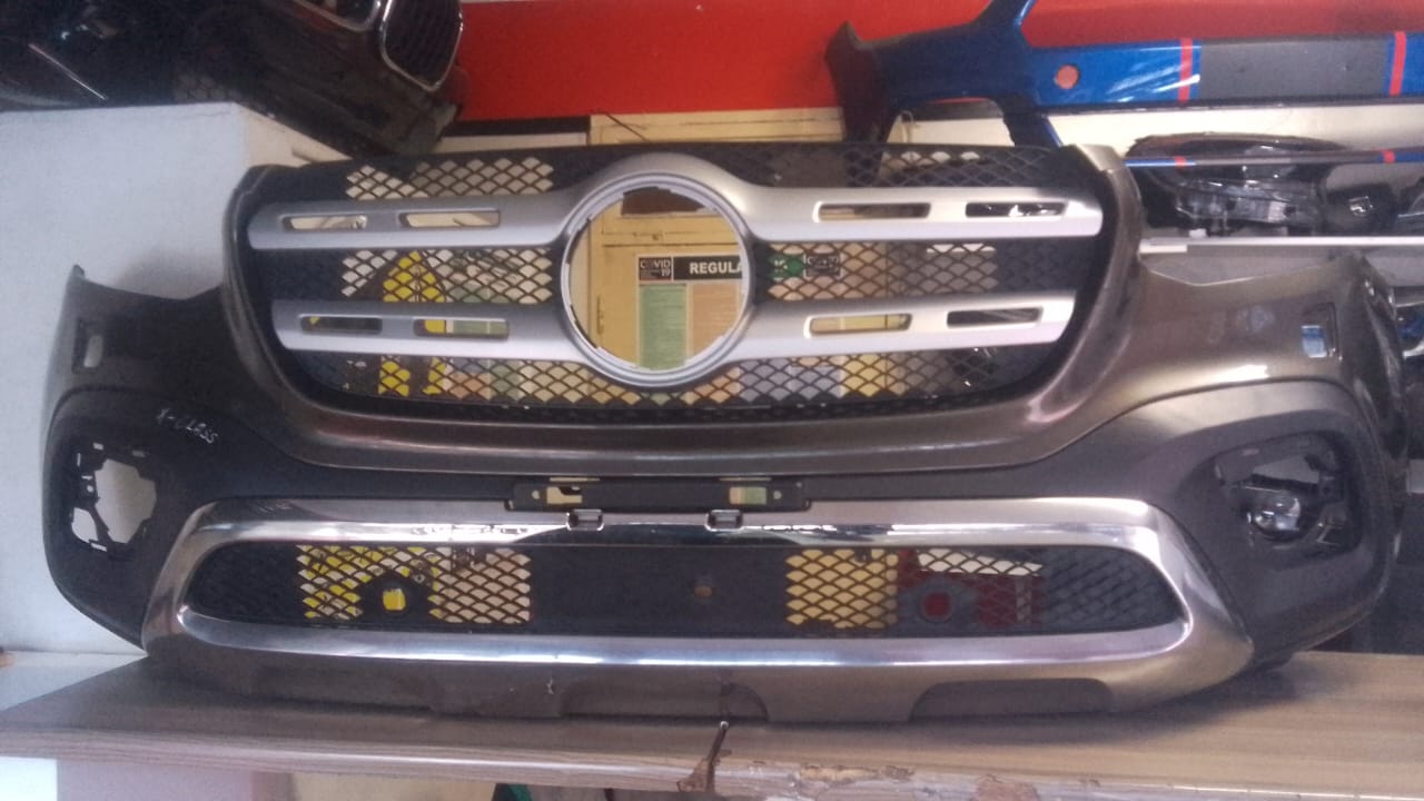 W470 (2021) COMPLETE MERCEDES-BENZ W470 X-CLASS BAKKIE FRONT BUMPER - Private Seller W470 (2021) COMPLETE MERCEDES-BENZ W470 X-CLASS BAKKIE FRONT BUMPER - Private Seller