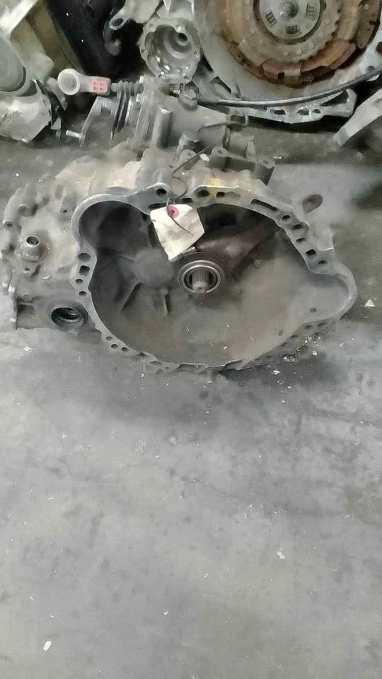 TOYOTA 4A CARBURETTOR MANUAL GEARBOX FOR SALE - Private Seller TOYOTA 4A CARBURETTOR MANUAL GEARBOX FOR SALE - Private Seller
