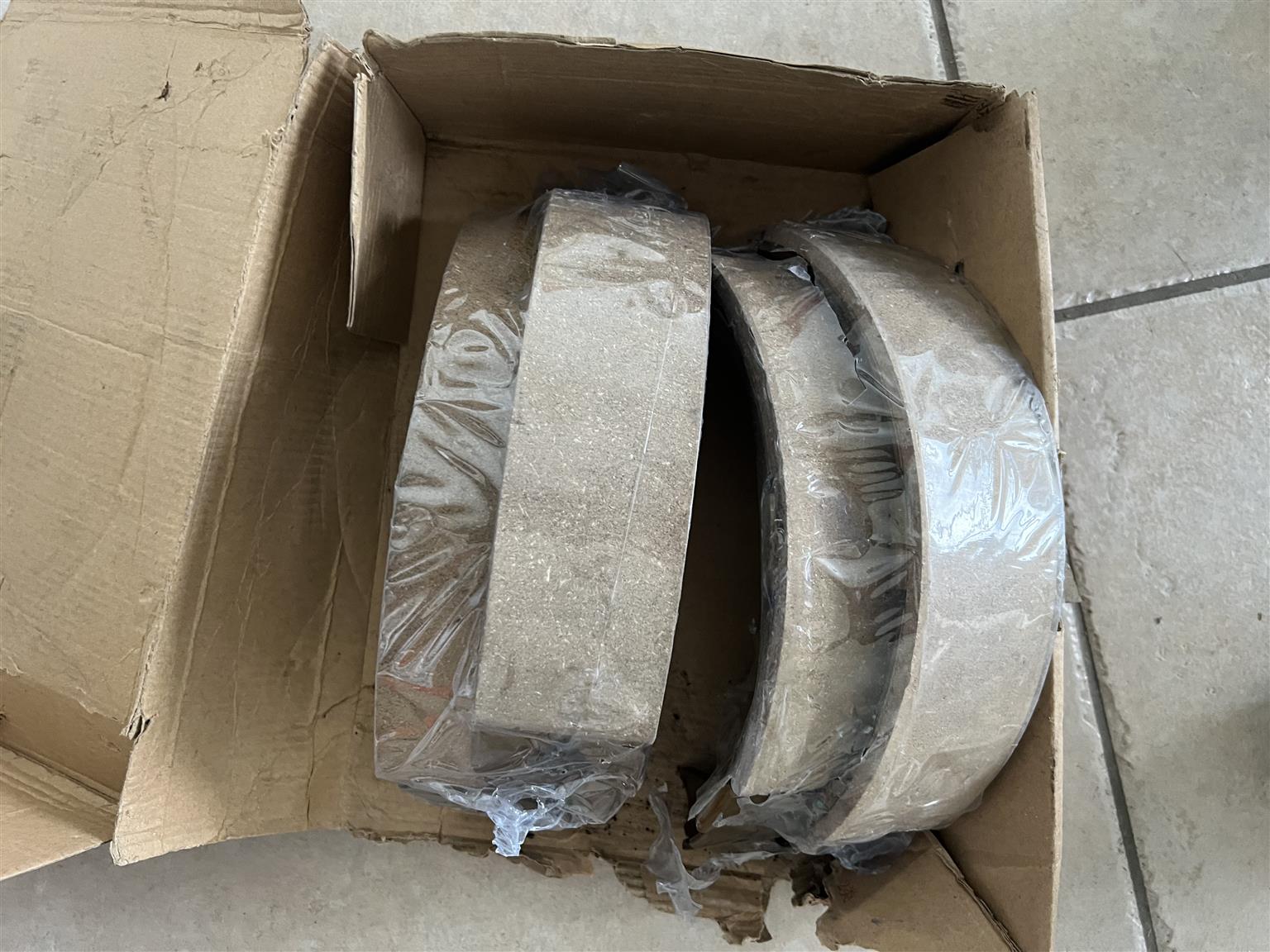Brake shoes - Private Seller Brake shoes - Private Seller