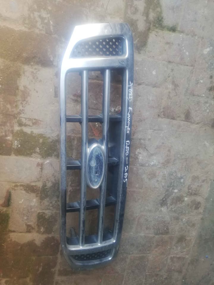 FORD RANGER 2000-2005 FRONT BUMPER GRILL FOR SALE - Private Seller FORD RANGER 2000-2005 FRONT BUMPER GRILL FOR SALE - Private Seller