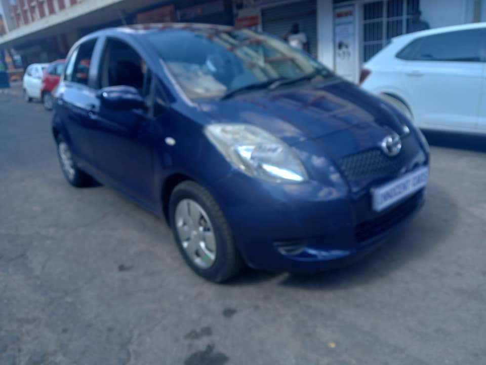 2007 TOYOTA YARIS T3 PETROL, MANUAL HATCHBACK, BLUE COLOUR, MILEAGE