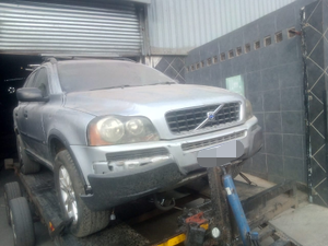 VOLVO XC90 D3 2007 STRIPPING FOR SPARES DELIVERY COUNTRY WIDE - Private Seller VOLVO XC90 D3 2007 STRIPPING FOR SPARES DELIVERY COUNTRY WIDE - Private Seller