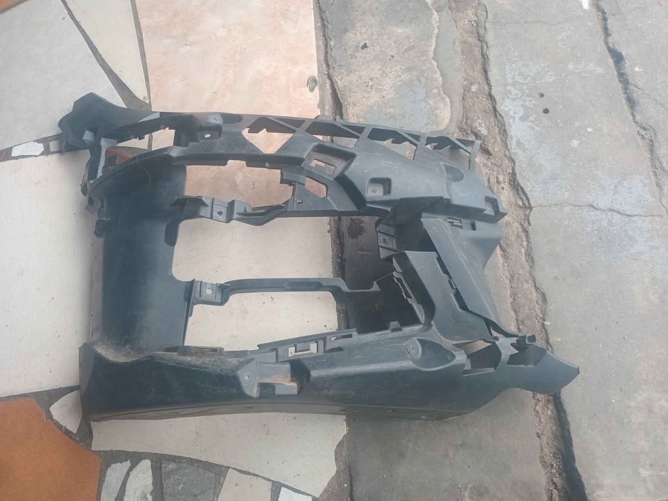 Bmw G20/21MSP right side bumper bracket - Private Seller