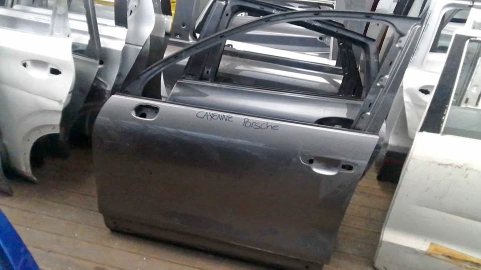 Porsche Cheyenne door - Private Seller Porsche Cheyenne door - Private Seller