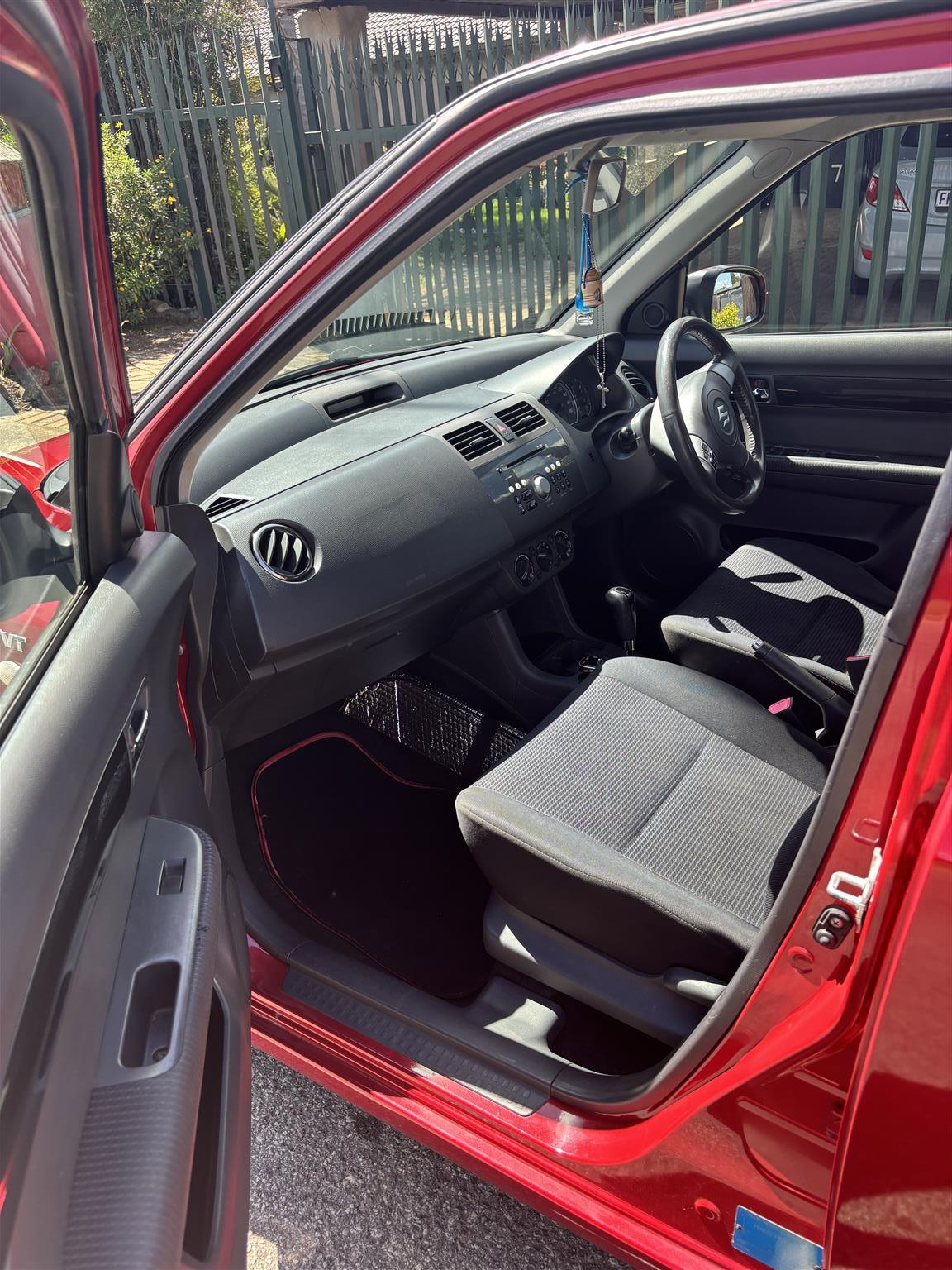 Used 2014 Suzuki Swift 1.5 GL - Private Seller Used 2014 Suzuki Swift 1.5 GL - Private Seller