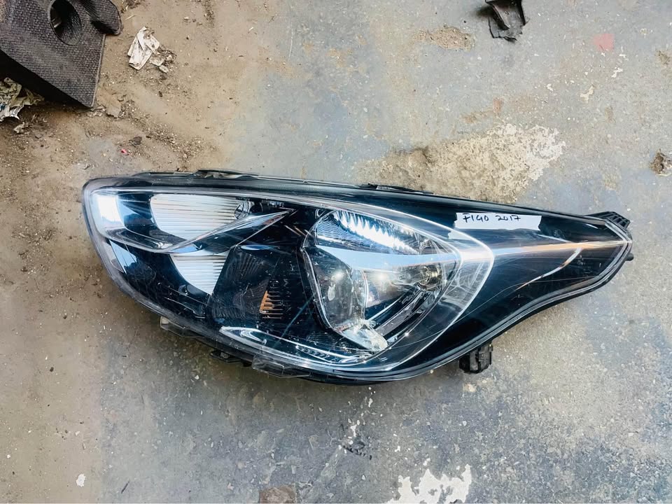 Ford Figo headlight 2017 - Private Seller Ford Figo headlight 2017 - Private Seller