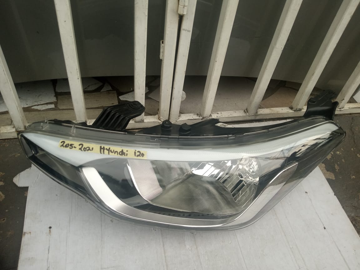 2016-2020 HYUNDAI I20 GRAND LEFT SIDE HEADLIGHT FOR SALE - Private Seller 2016-2020 HYUNDAI I20 GRAND LEFT SIDE HEADLIGHT FOR SALE - Private Seller