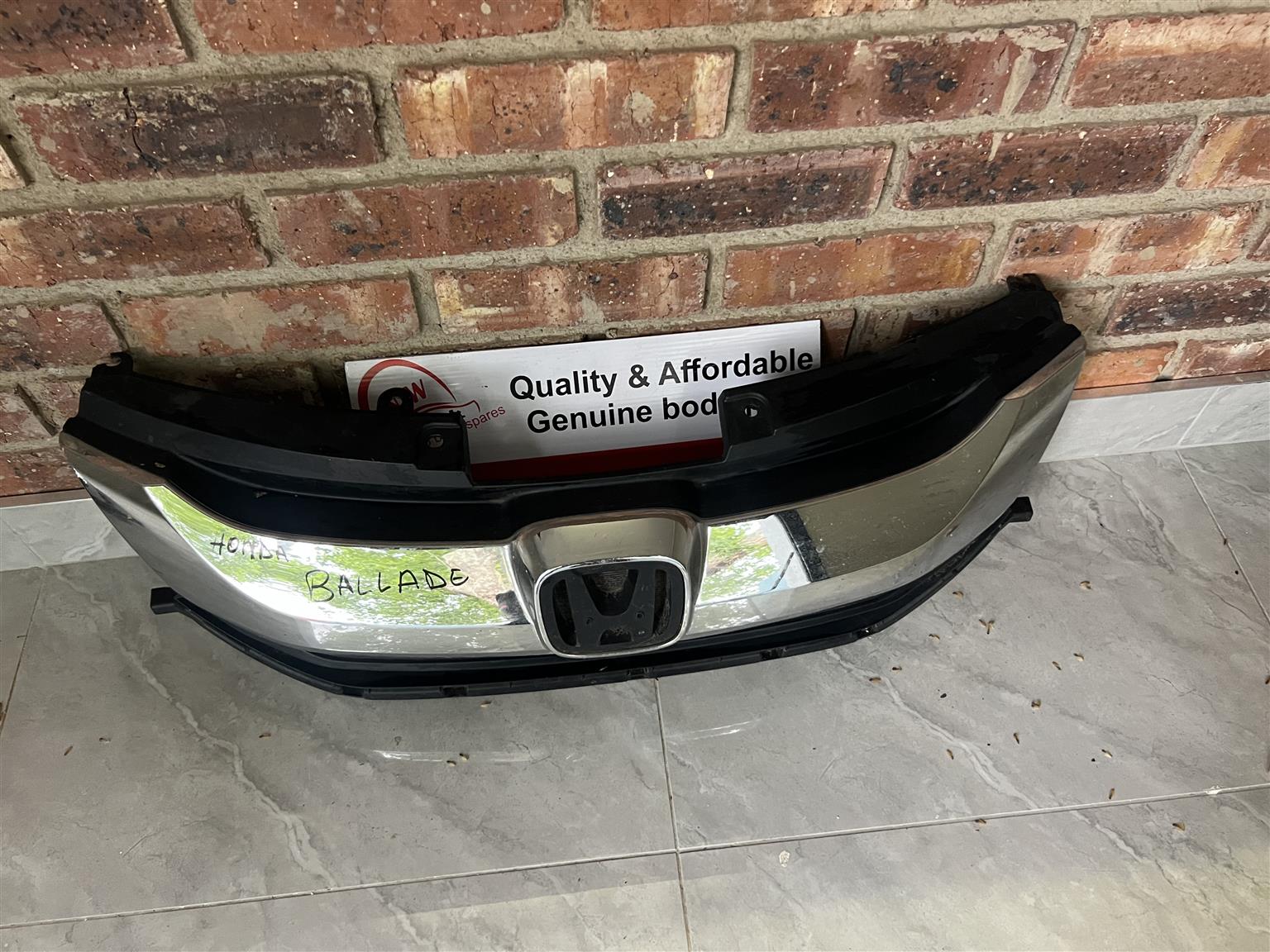 Honda Balade main grill - Private Seller Honda Balade main grill - Private Seller