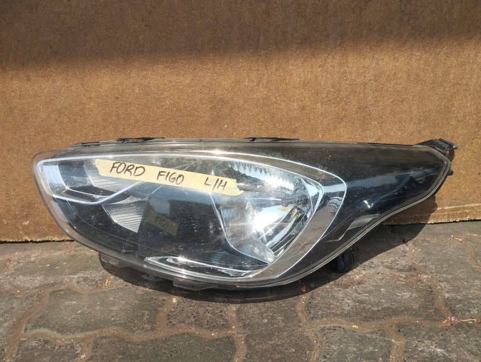Ford Figo Headlight left side - Private Seller Ford Figo Headlight left side - Private Seller