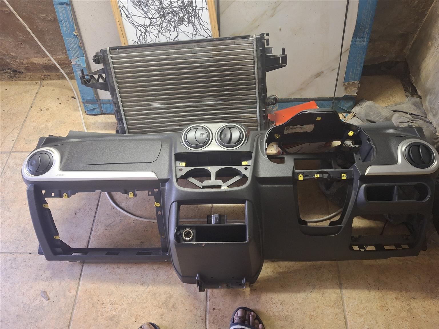 Chevrolet Utility 2015 Dashboard and Radiator for sale - Private Seller Chevrolet Utility 2015 Dashboard and Radiator for sale - Private Seller