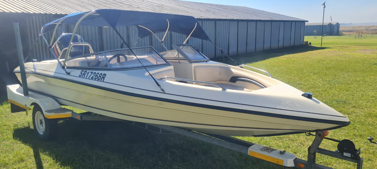 Panache 2003 speed boat with 150 v6 Yamaha