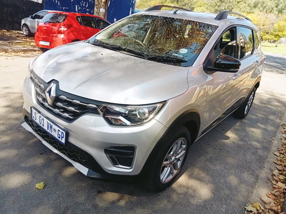 2022 Renault Triber 1.0Automatic