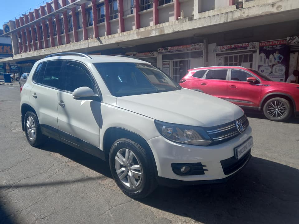 2015 VW TIGUAN 2.0 TDI DIESEL, AUTOMATIC TRANSMISSION, WHITE COLOUR, MILEAGE 81000KM