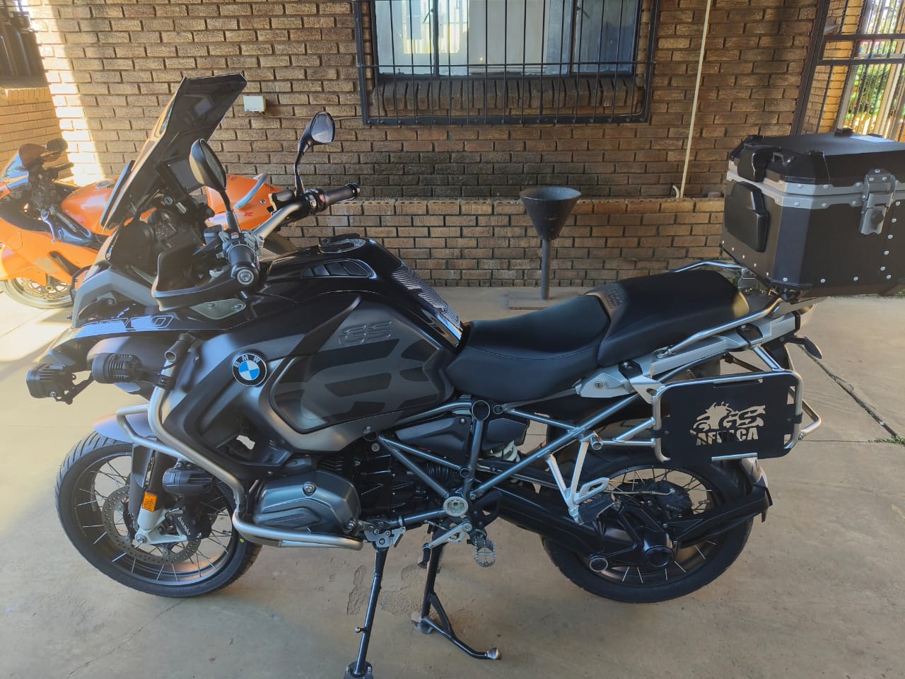 BMW R1200 PLATES FOR SALE R1200P/SET NEGOTIABLE - Private Seller BMW R1200 PLATES FOR SALE R1200P/SET NEGOTIABLE - Private Seller