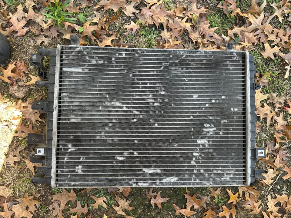 Radiator for JAGUAR XF XFR XK XJ XUR F-TYPE S - Private Seller Radiator for JAGUAR XF XFR XK XJ XUR F-TYPE S - Private Seller