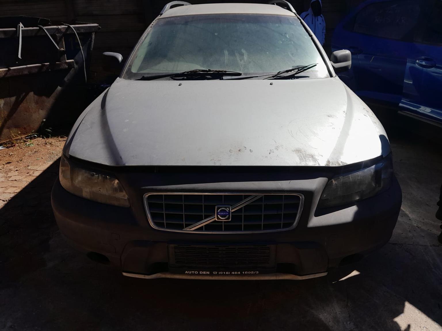 Now Stripping – 2001 Jaguar S-Type 5.0L V8 - Private Seller Now Stripping – 2001 Jaguar S-Type 5.0L V8 - Private Seller