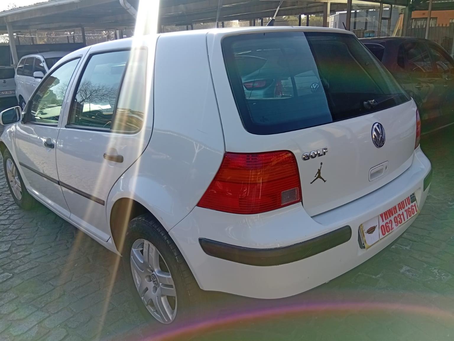 2004 Volkswagen Golf 4 1.6 Trendline ManualHatch Cloth Seats Good Orde